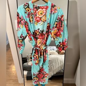OS blue floral robe